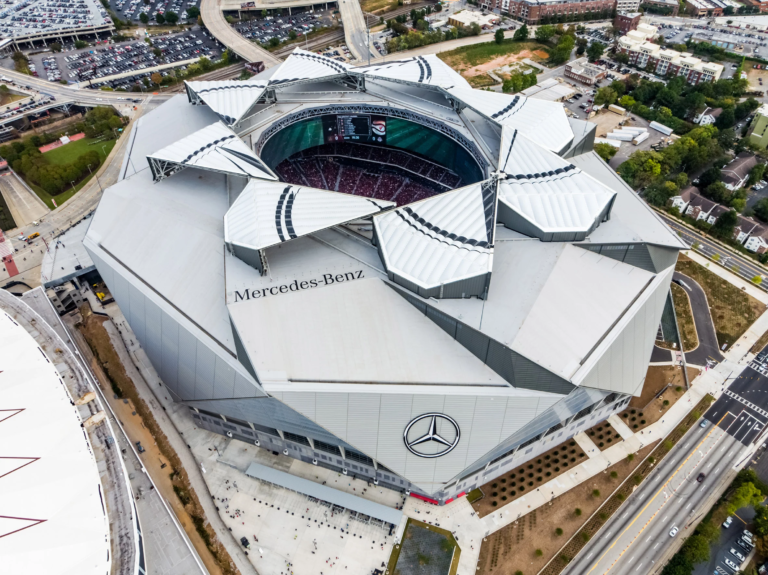 Mercedes-Benz Stadium Seating Capacity, Fixtures & FAQs